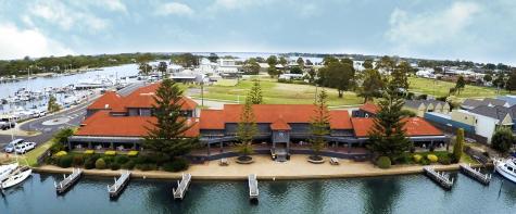 Waterfront motel  - Mariners Cove at Paynesville