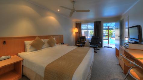 Superior Room
 - Paradise Hotel & Resort