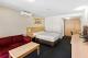 Queen roon
 - ibis Styles Canberra Eaglehawk