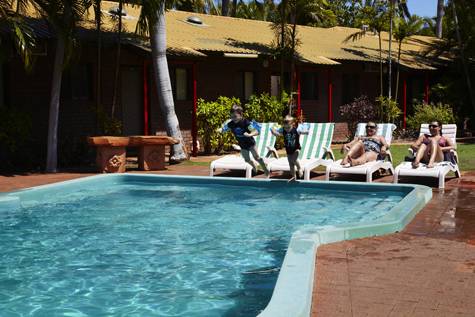 Pool - Bayside Holiday Apartments