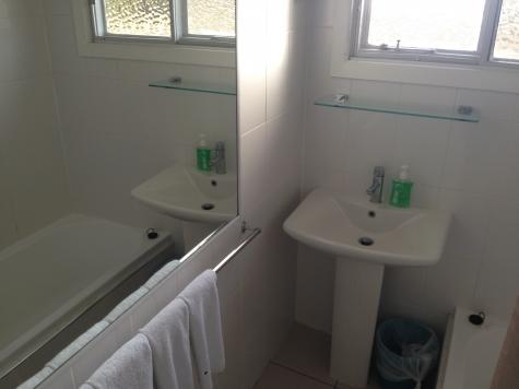 bathroom - Bestbrook Mountain Resort Farm Stay