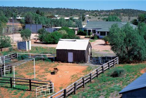 Old Station Historic Buildings - Bond Springs Outback Retreat