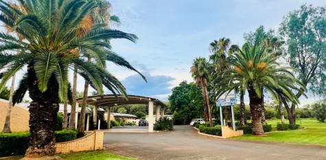 Front facade - Mulga Country Motor Inn