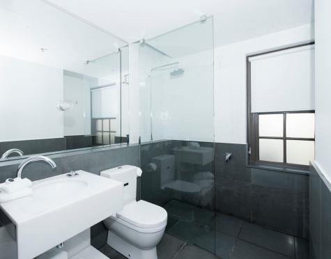 Deluxe Room - Peppers Gallery Hotel Canberra