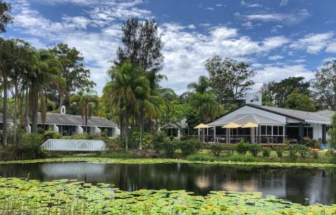 Hemmingways Restaurant and lagoon - The Cubana Resort Nambucca Heads